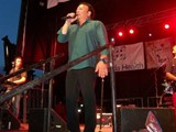 Frank Scinta sings with Hit n Run