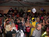 Crowd 4