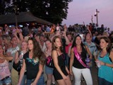 Crowd 6