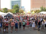 Crowd 1