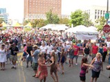 Crowd 6