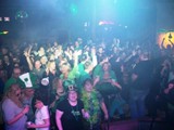 Crowd 11