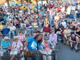 Crowd 1