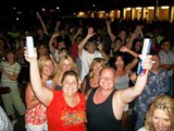 Crowd 8