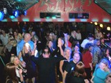 Crowd 4