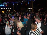 Crowd 12
