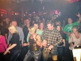 Crowd 11