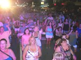 Crowd 6(1)