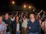 Crowd 25