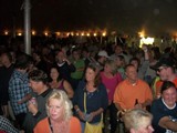 Crowd 24 (2)
