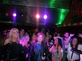 Crowd 10(2)