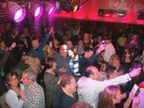 Crowd 2(2)