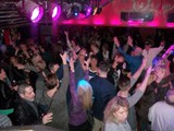 Crowd 7(2)