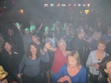 Crowd 14(3)