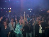 Crowd 7(3)