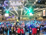Crowd 7