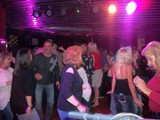 Crowd 10