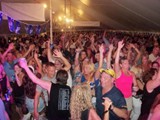 Crowd 4