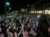 Crowd 11