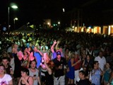 Crowd 12