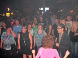 Crowd 14(2)