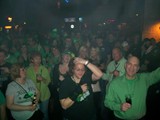 Crowd 25