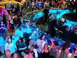 Crowd 1