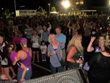 Crowd 14(2)