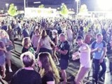 Crowd 6