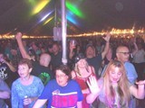 Crowd 1B